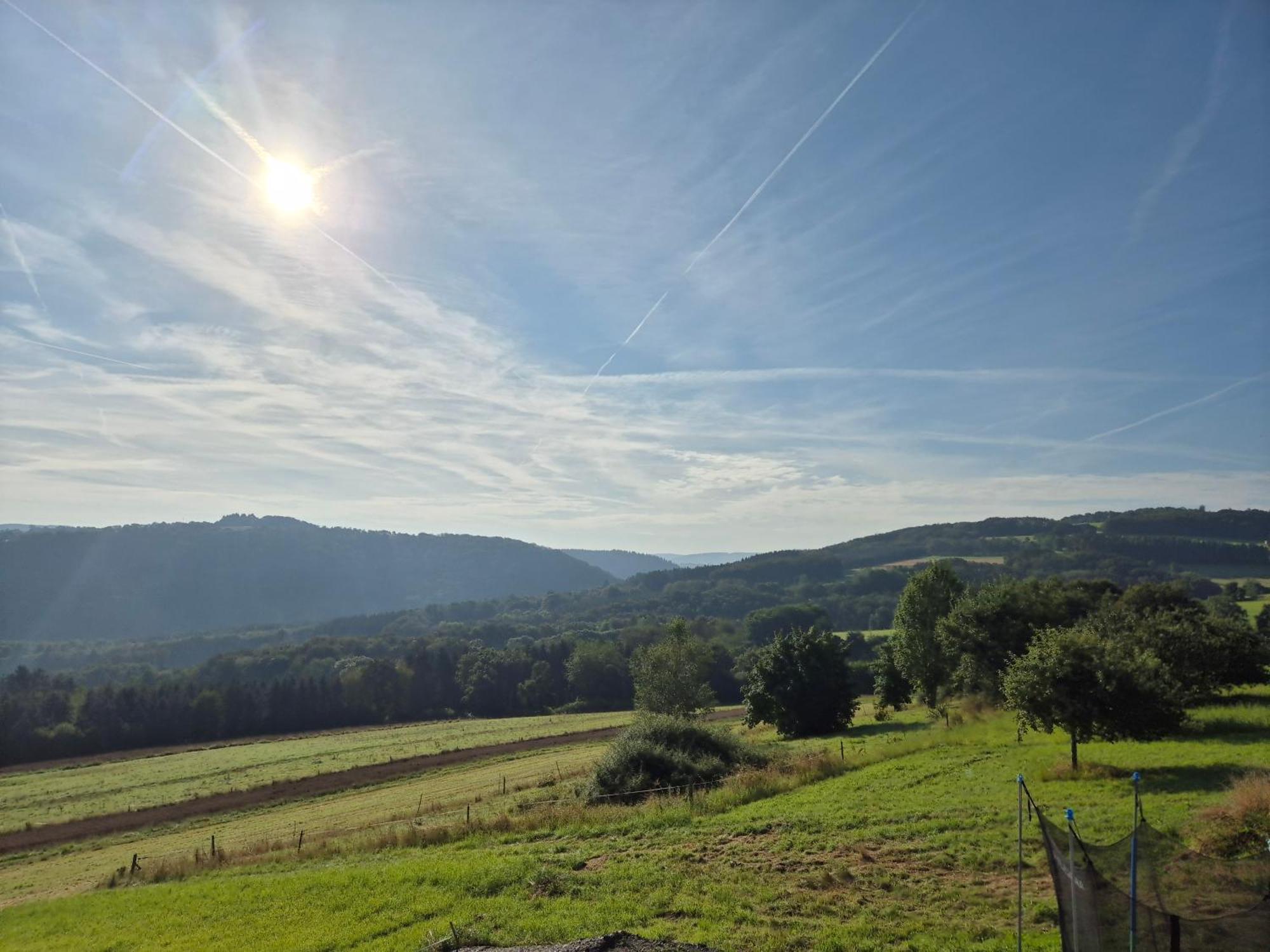 Serenity Vista Retreat Bnb Bescheid Exterior foto